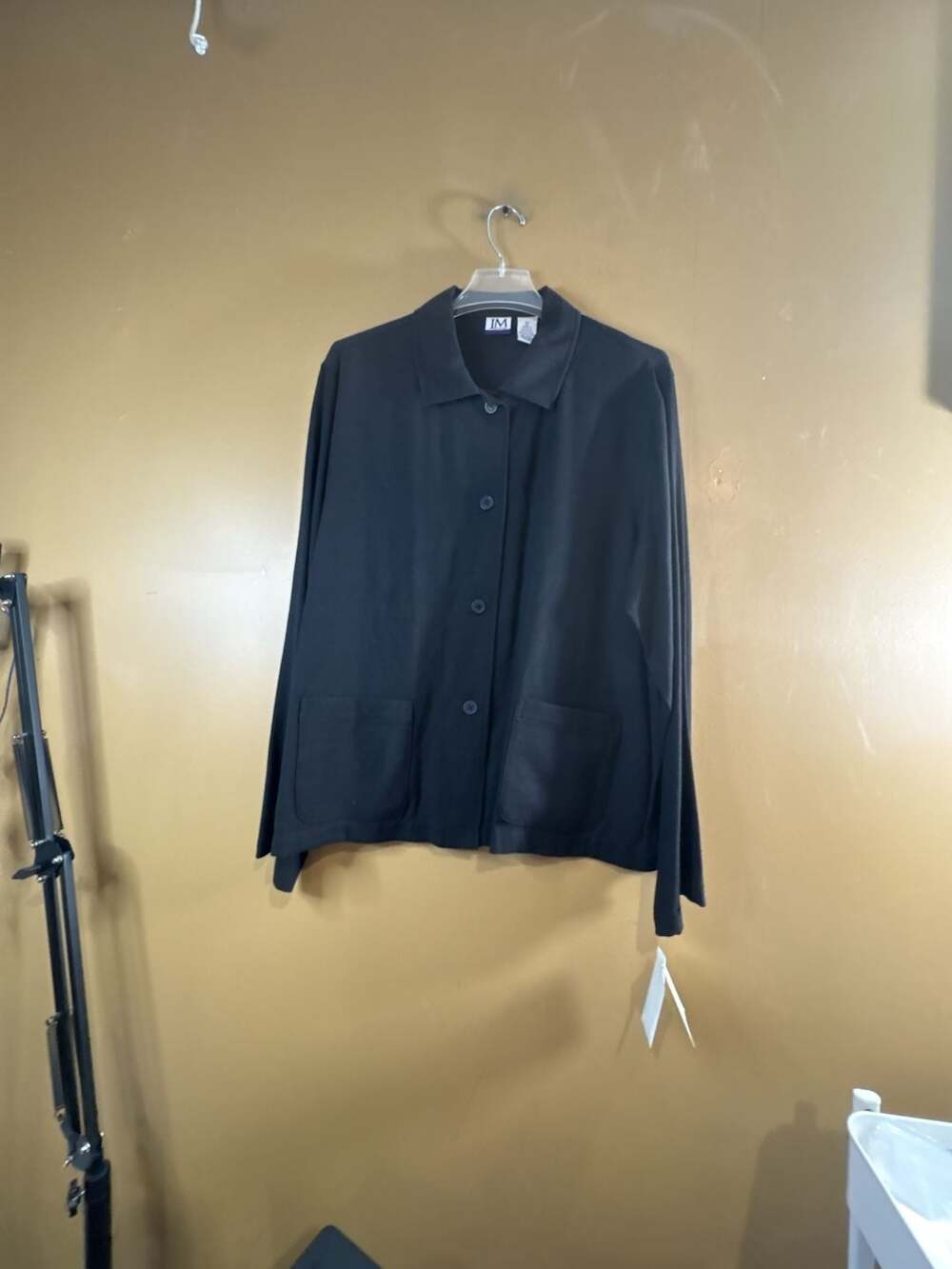 HC1044.  JM Collection Black Long-Sleeve Button-Up Shirt Jacket